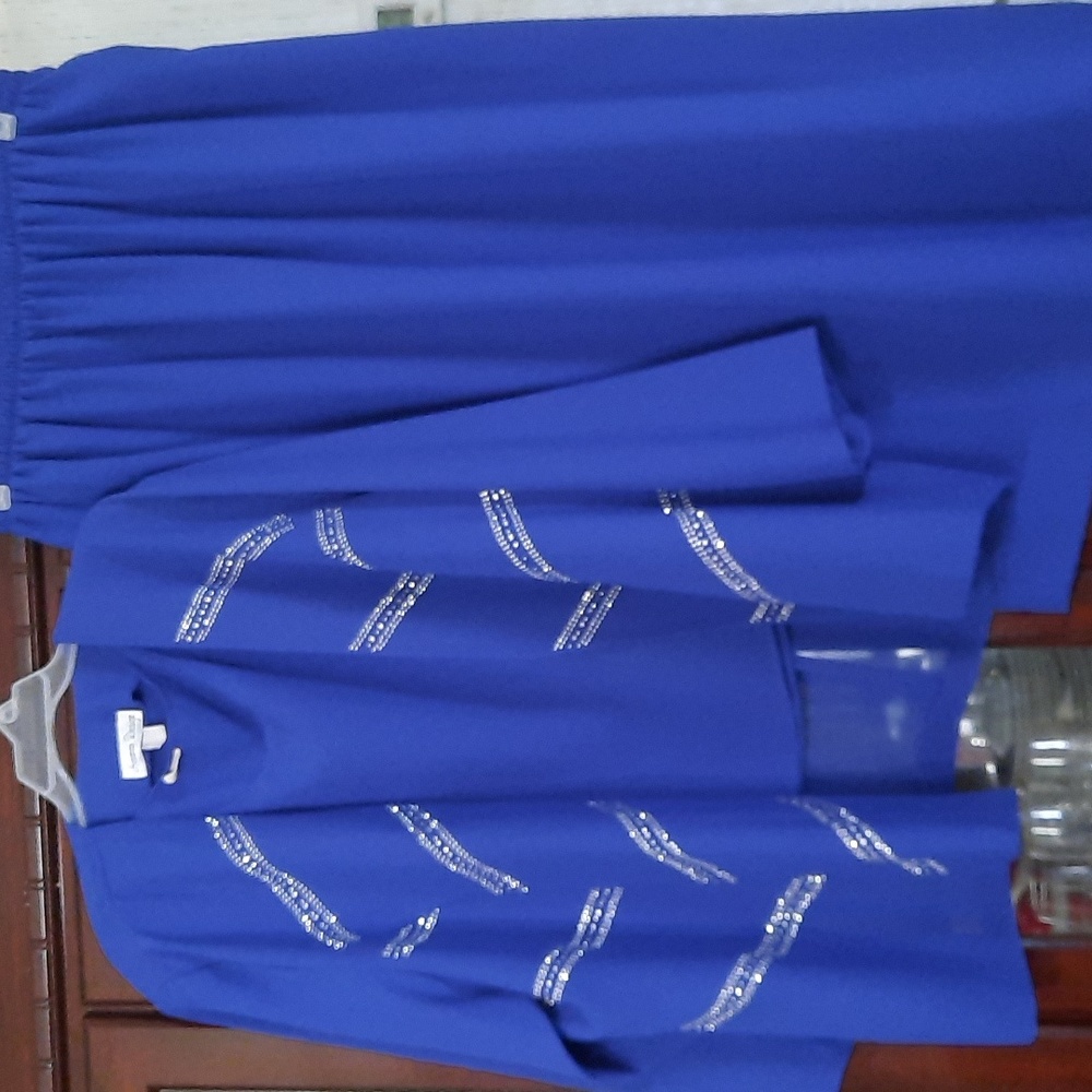 Woman's 3pc. Suit royal blue & silver the skirt flows below the calf